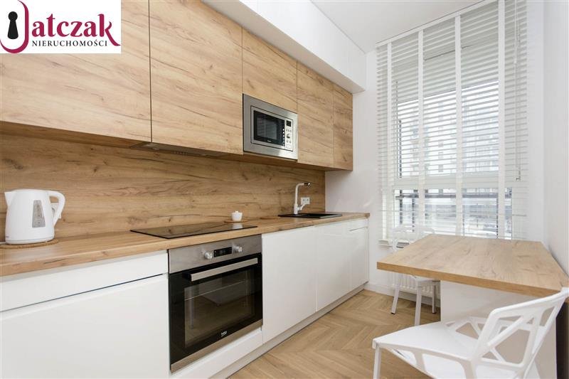 Nowoczesny apartament 43 m² z miejscem postojowym, blisko centrum Gdańsk, Przymorze, KWARTAŁ UNIWERSYTECKI, Szczecińska  41m2 Foto 1
