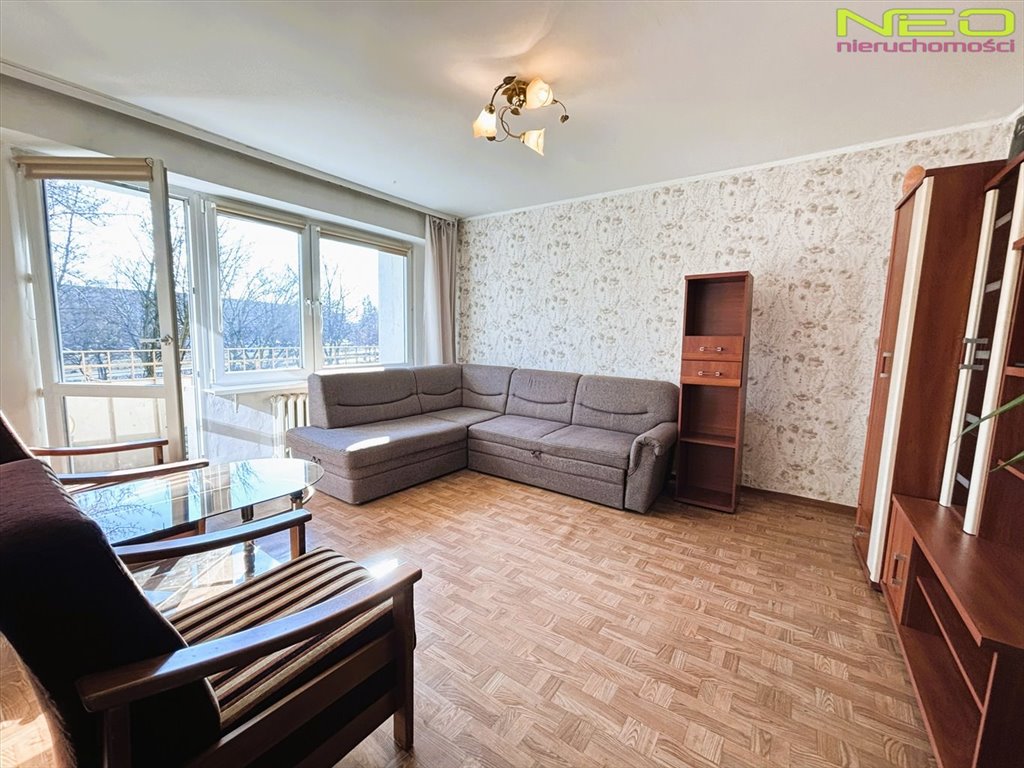 Funkcjonalne 31 m2 z dużym balkonem i odremontowaną łazienką Częstochowa, Północ  31m2 Foto 1