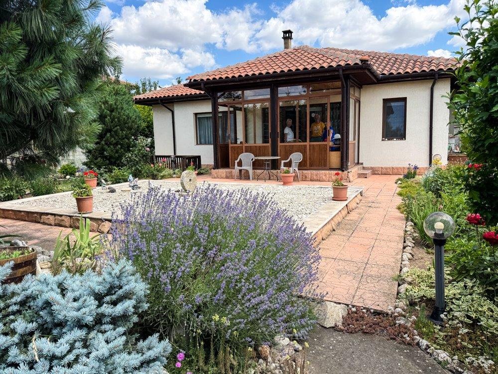 Urokliwy dom 140 m² z ogrodem i kominkiem w Balchik Bułgaria, Balchik, Balchik  140m2 Foto 1