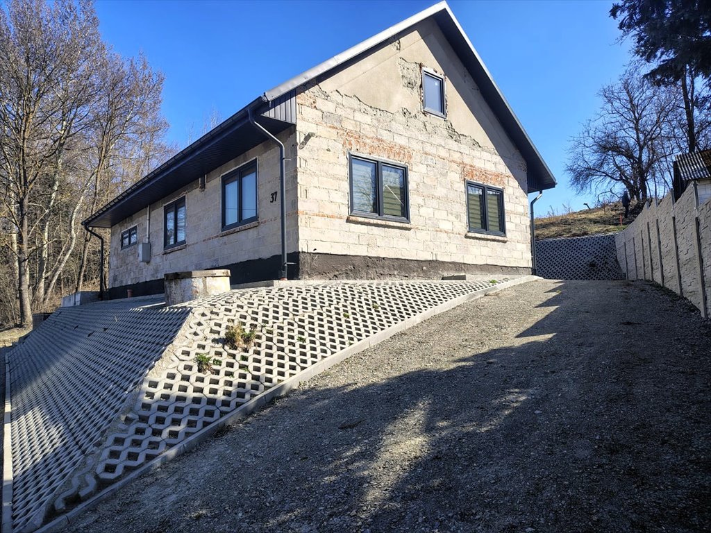 Przestronny dom z dużą działką i potencjałem aranżacyjnym Cieszacin Mały  110m2 Foto 1