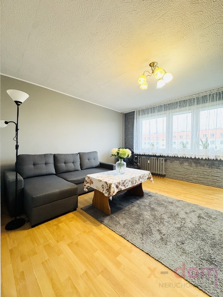 Mieszkanie trzypokojowe na sprzedaż Kielce, Barwinek  64m2 Foto 1