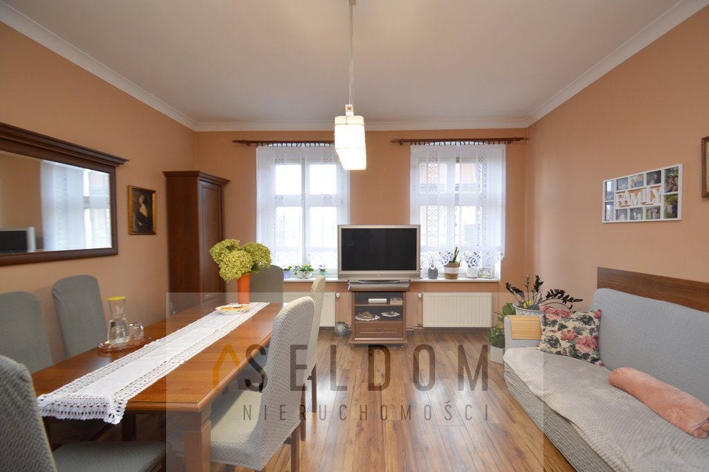 Mieszkanie trzypokojowe na sprzedaż Legnica, Fabryczna, Senatorska  77m2 Foto 1