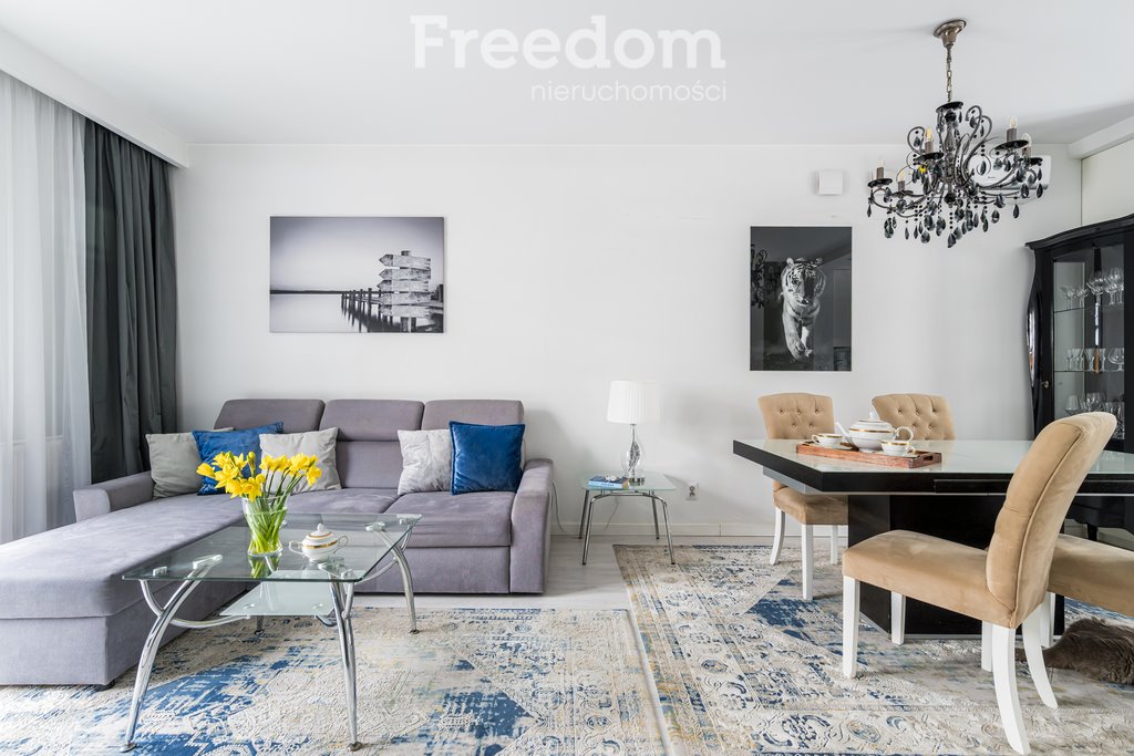 Przestronny dom 171,9 m² z sauną i garażem w Kobyłce Kobyłka, Juliana Fałata  172m2 Foto 1