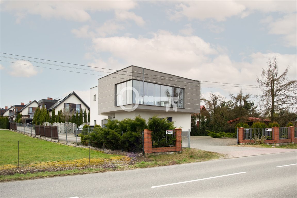 Nowoczesny biurowiec z widokiem na jezioro, własny parking Chrzanów, Chrzanowska  200m2 Foto 1