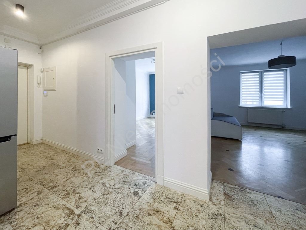 Mieszkanie trzypokojowe na sprzedaż Grodzisk Mazowiecki  65m2 Foto 1
