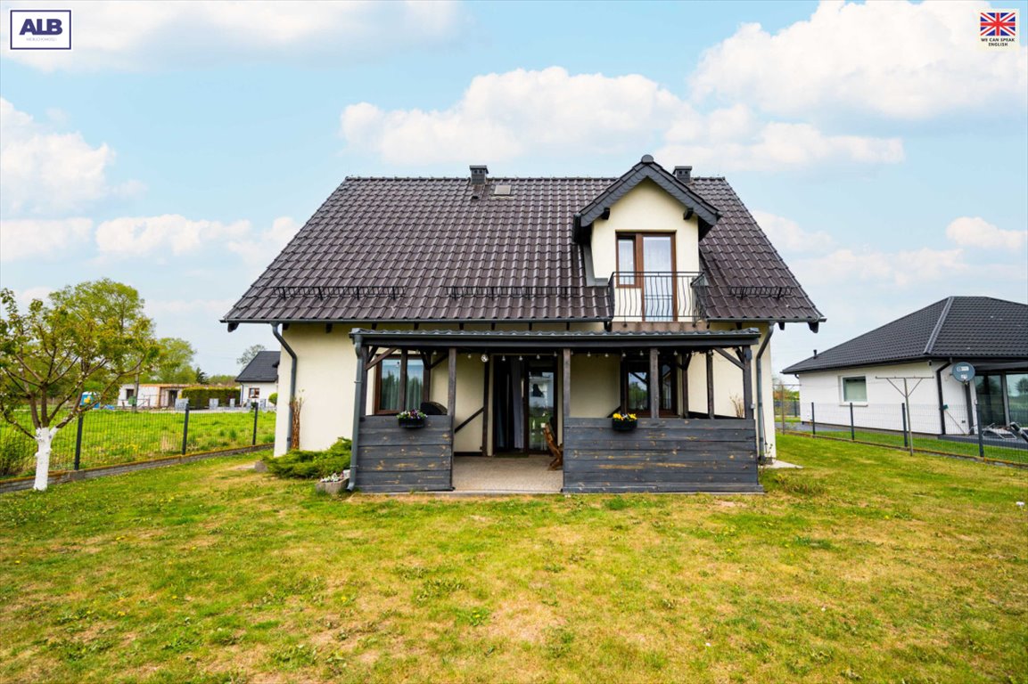 Nowoczesny dom z dużym ogrodem i garażem w Ostaszewie Ostaszewo, Chabrowa  155m2 Foto 1