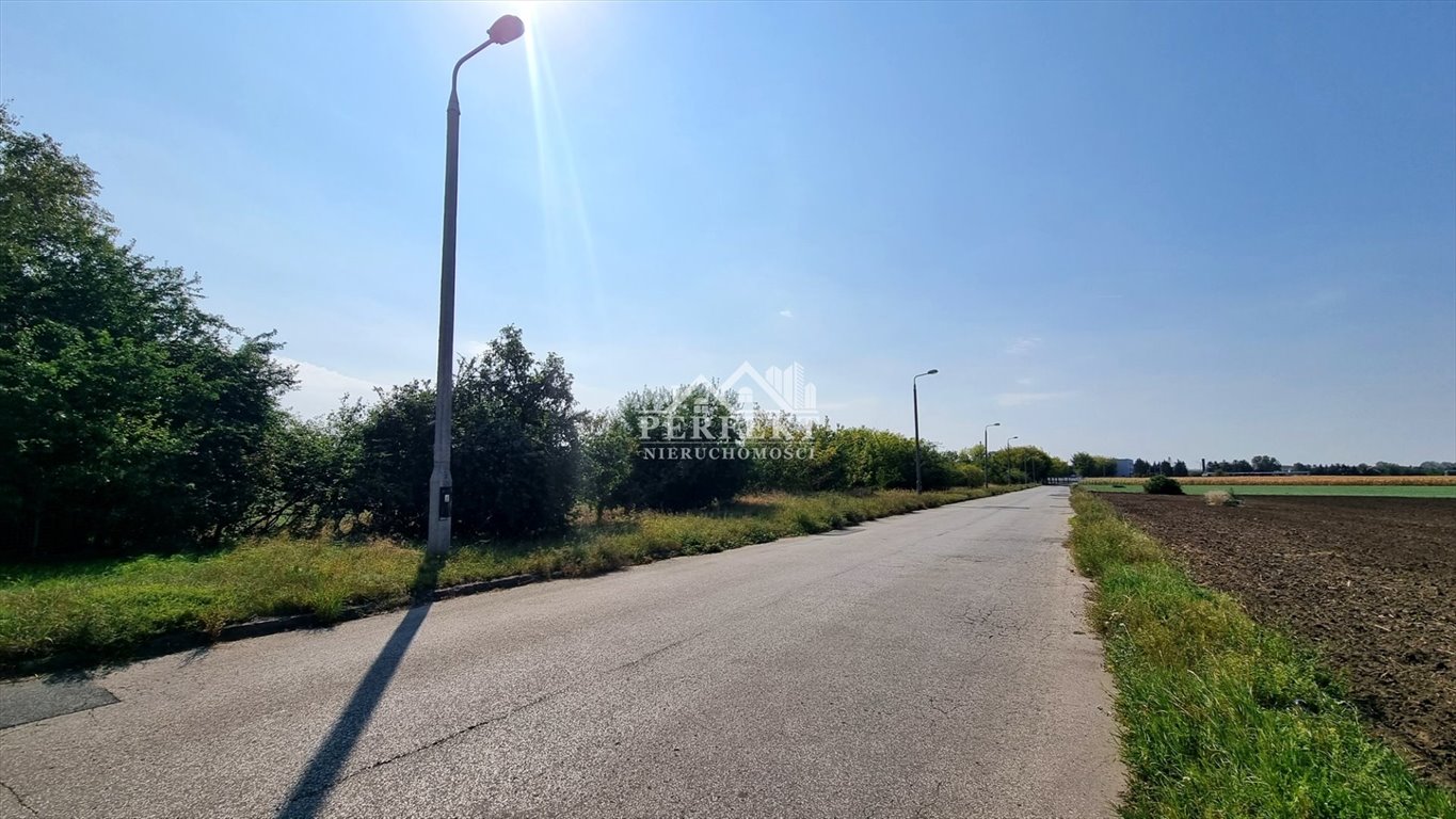 Działka inwestycyjna 2721 m² z mediami i dużym potencjałem Inowrocław  2 721m2 Foto 1