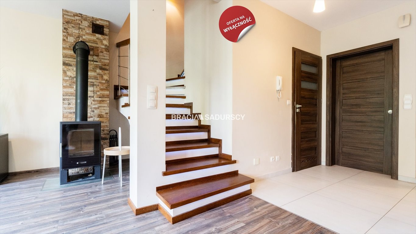 Dom na sprzedaż Bibice, Leśna  110m2 Foto 1