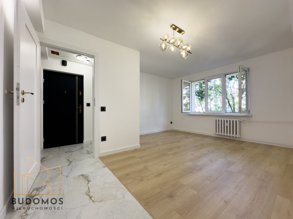 Mieszkanie dwupokojowe na sprzedaż Tarnów  41m2 Foto 1