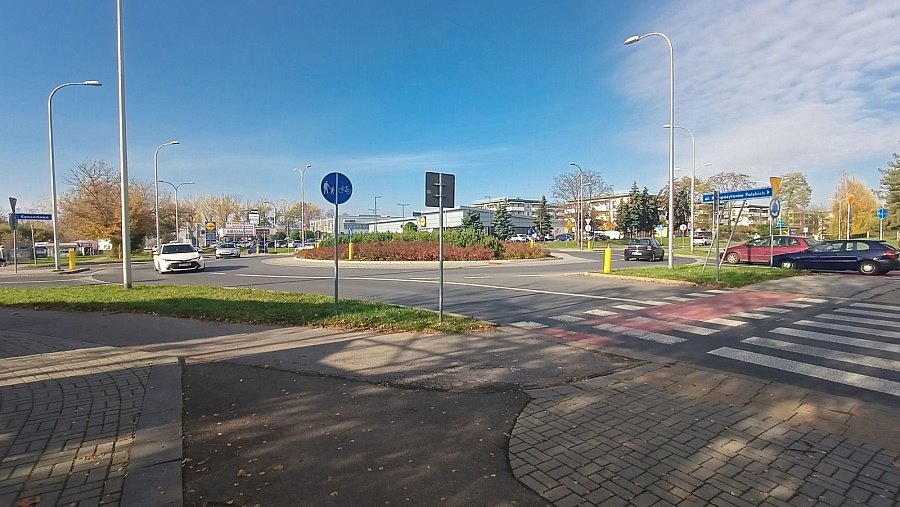 Lokal użytkowy na Czechowie z dużymi oknami - polecam Lublin, Czechów, Koncertowa  138m2 Foto 1