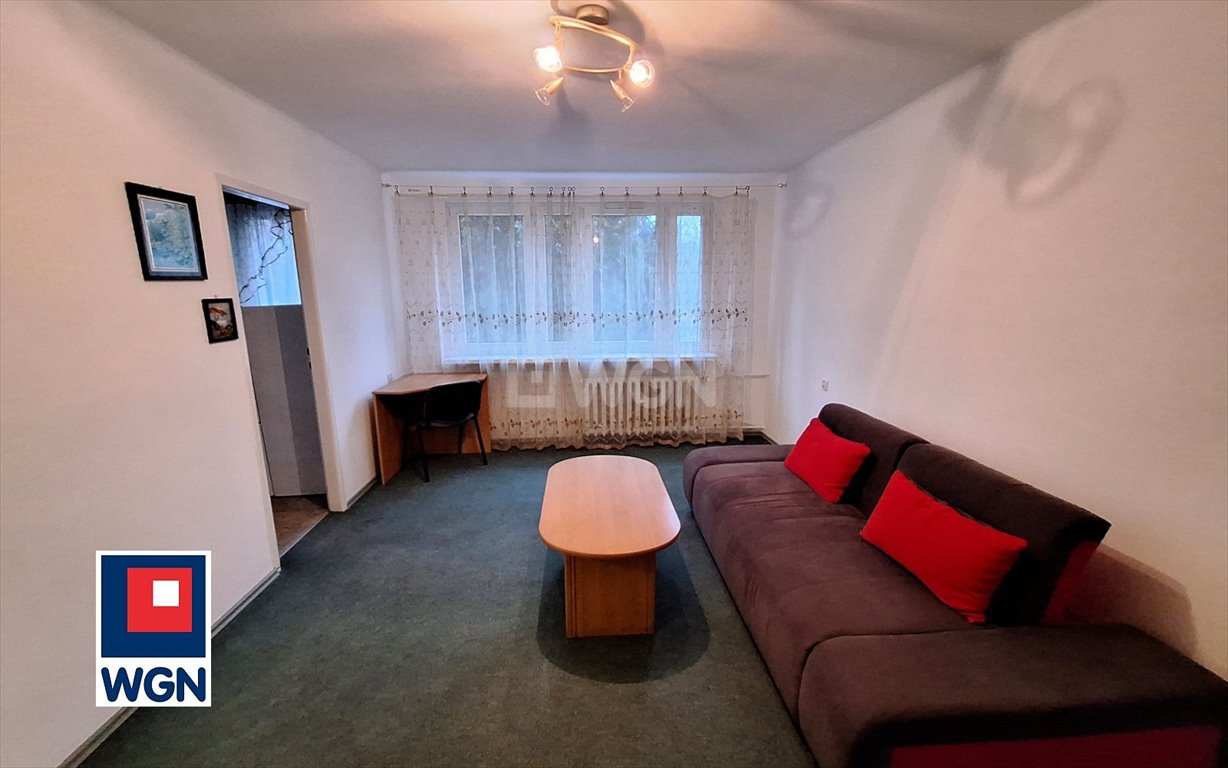 Kawalerka na wynajem Częstochowa, Śródmieście, Jana Pawła II  30m2 Foto 1