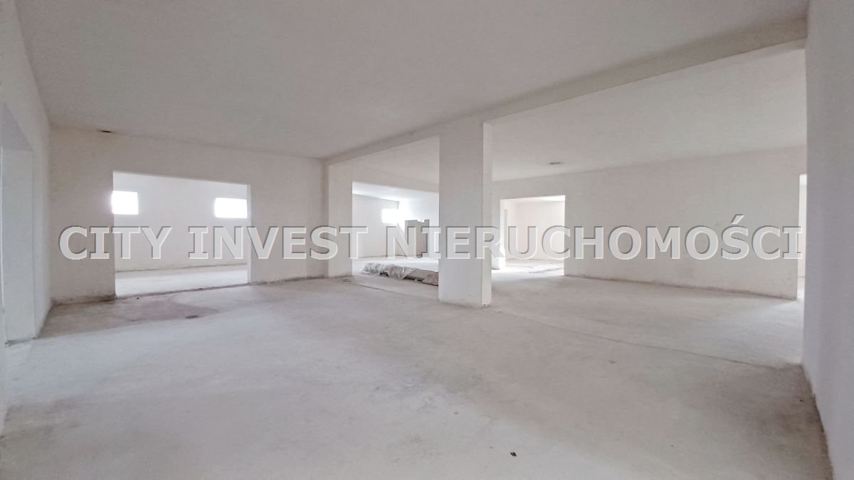 Magazyn na sprzedaż Krężoły  1 430m2 Foto 1