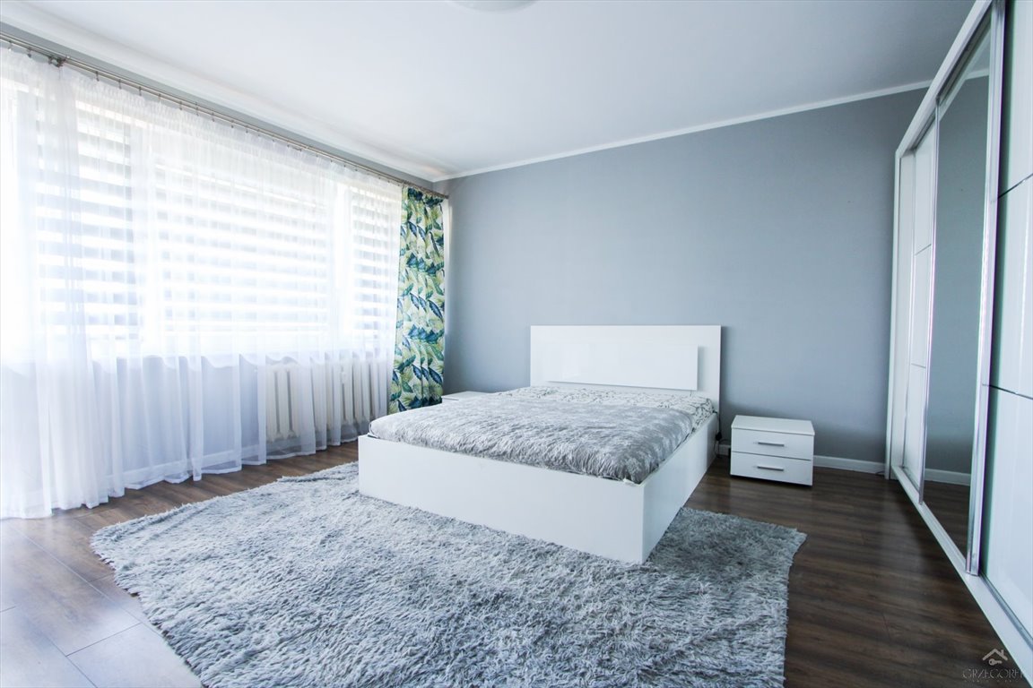 Mieszkanie czteropokojowe  na sprzedaż Białystok, Leśna Dolina, Armii Krajowej  72m2 Foto 1