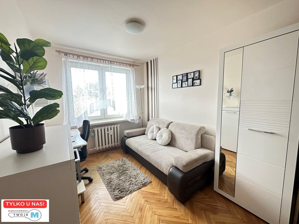 Mieszkanie czteropokojowe  na sprzedaż Kielce, KSM, Kielce  66m2 Foto 1