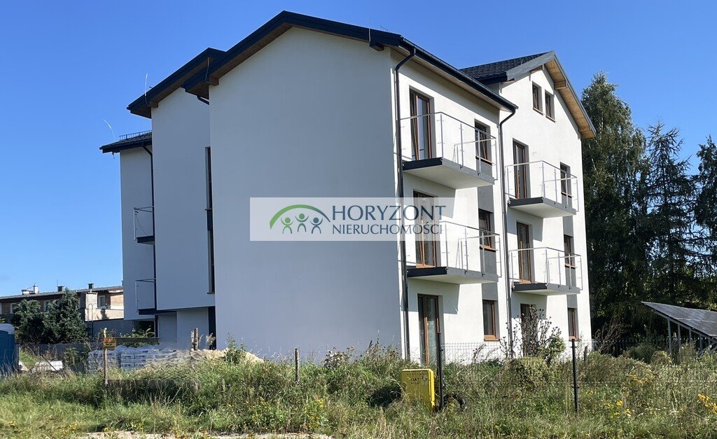 Nowoczesne mieszkanie z ogródkiem w Redzie – wysoki standard Reda  50m2 Foto 1