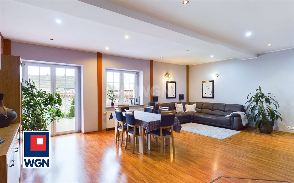 Do sprzedania przestronny dom 240 m² z antresolą i tarasem Bucze, Bucze  352m2 Foto 1
