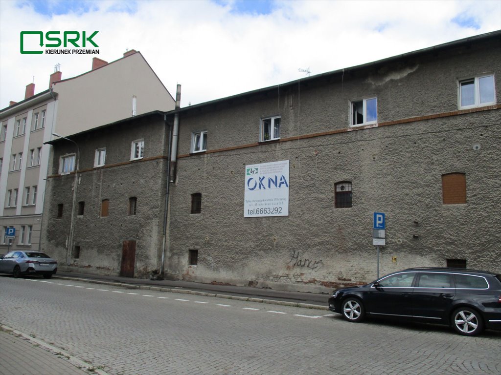 Atrakcyjne 43,5 m2 z indywidualnym ogrzewaniem w Wałbrzychu Wałbrzych, Śródmieście, Adama Mickiewicza 36A  44m2 Foto 1