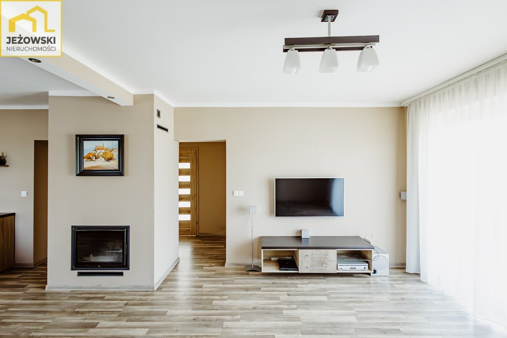 Na sprzedaż przestronny dom 170 m² z garażem i dużą działką Tomaszowice  170m2 Foto 1