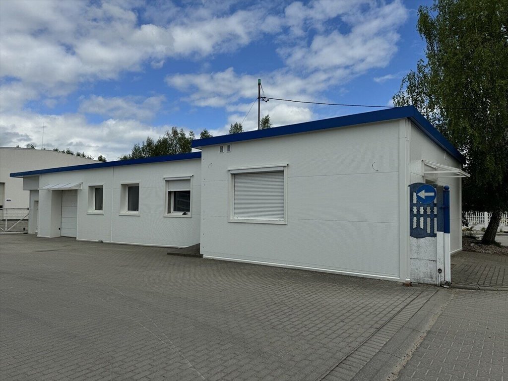 Przestronne biuro i lokal usługowy 125 m² w Skarszewach Skarszewy, Nad Stawem  125m2 Foto 1