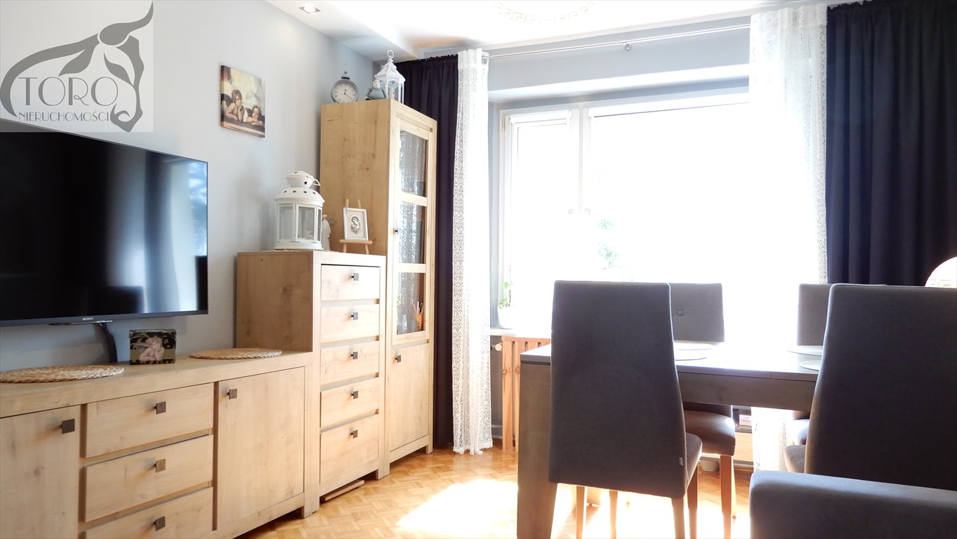 Do sprzedania przestronne 4-pokojowe mieszkanie 73 m² w Częstochowie Częstochowa, Północ  73m2 Foto 1