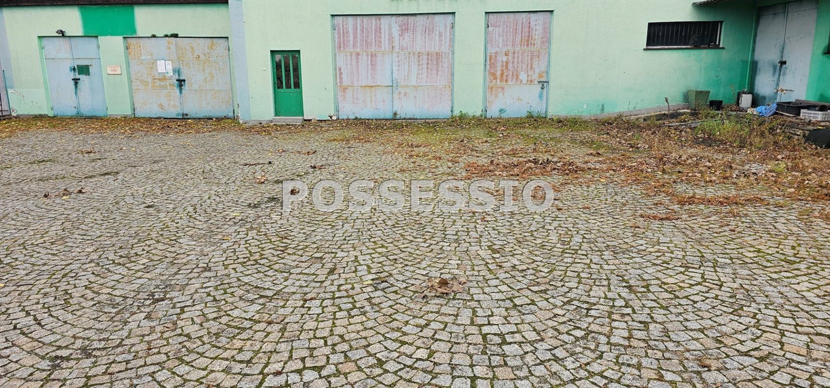 Magazyn z biurami i placem w Strzegomiu – 667 m2 Strzegom  666m2 Foto 1