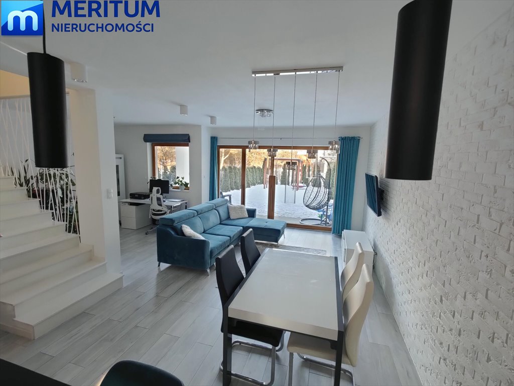 Przestronny dom 161 m2 z garażem i ogrodem w Szczęsnem Szczęsne  161m2 Foto 1