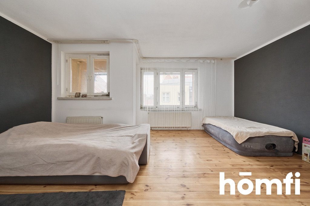 Dwupoziomowe 103 m² mieszkanie z potencjałem w centrum Oławy Oława, Pałacowa  103m2 Foto 1