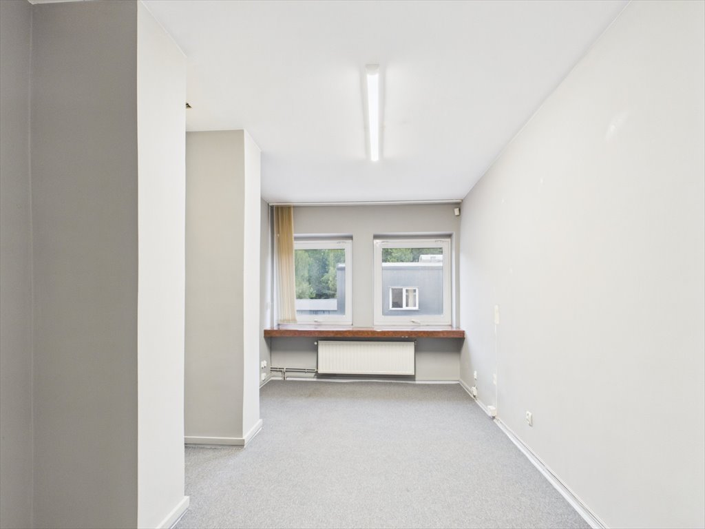 Polecam funkcjonalny lokal biurowy 15 m² w centrum Nowego Targu Nowy Targ, Ludźmierska  15m2 Foto 1