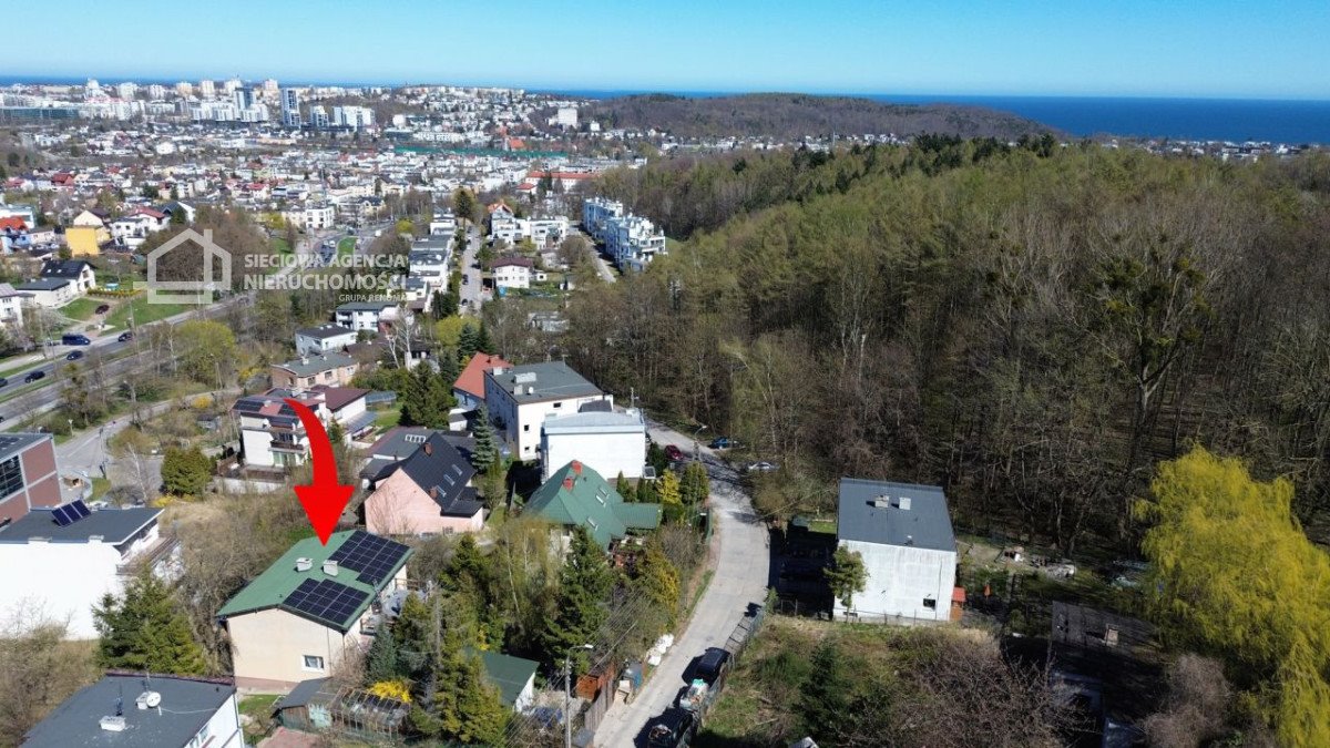 Polecam dom 290m² z niezależnymi kondygnacjami i dużą działką Gdynia, Mały Kack  290m2 Foto 1
