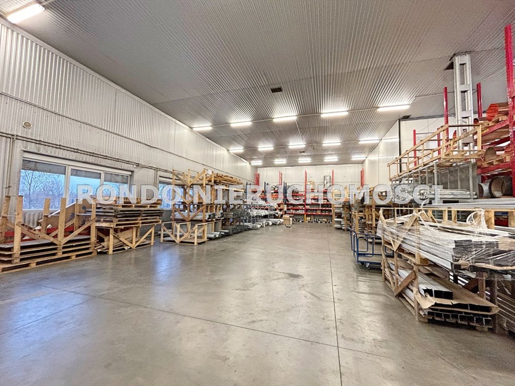 Nowoczesna hala magazynowo-produkcyjna z showroomem 770 m² Wrocław, Fabryczna  770m2 Foto 1