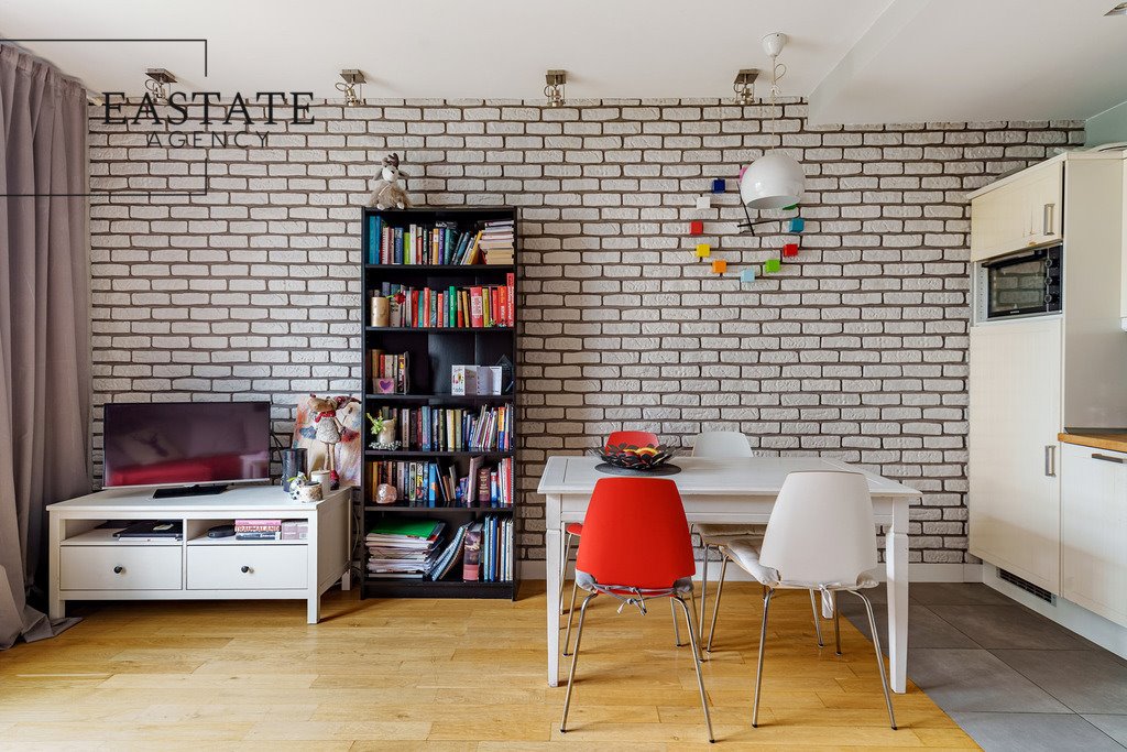 Polecam funkcjonalne 2-pokojowe mieszkanie 44 m² z widokiem na patio Warszawa, Mokotów, Służewiec, Obrzeżna  44m2 Foto 1