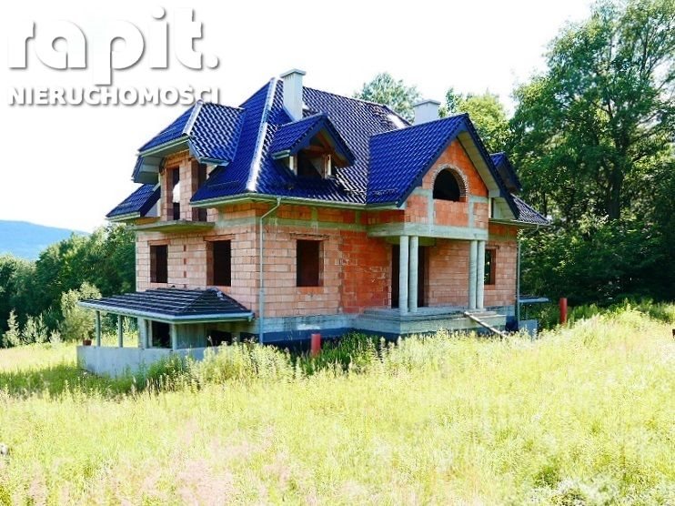 Dom na sprzedaż Borzęta 240m2 Foto 1 Dom na sprzedaż Borzęta 240m2 Foto 1