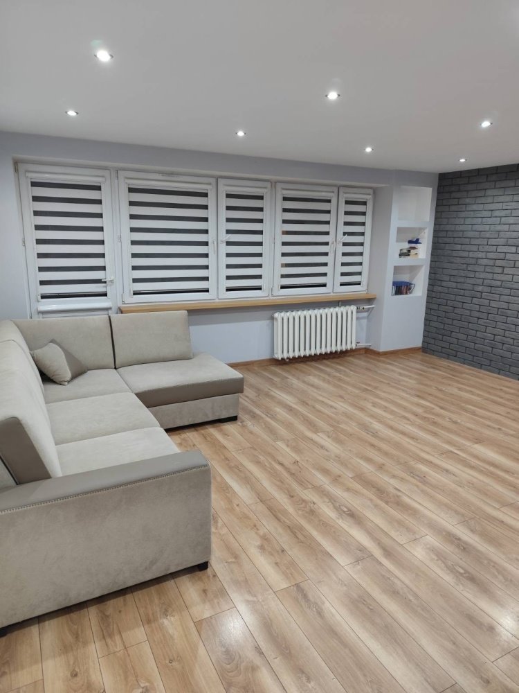 Mieszkanie trzypokojowe na sprzedaż Lubaczów, Lubaczów, Osiedle Unii Lubelskiej  60m2 Foto 1