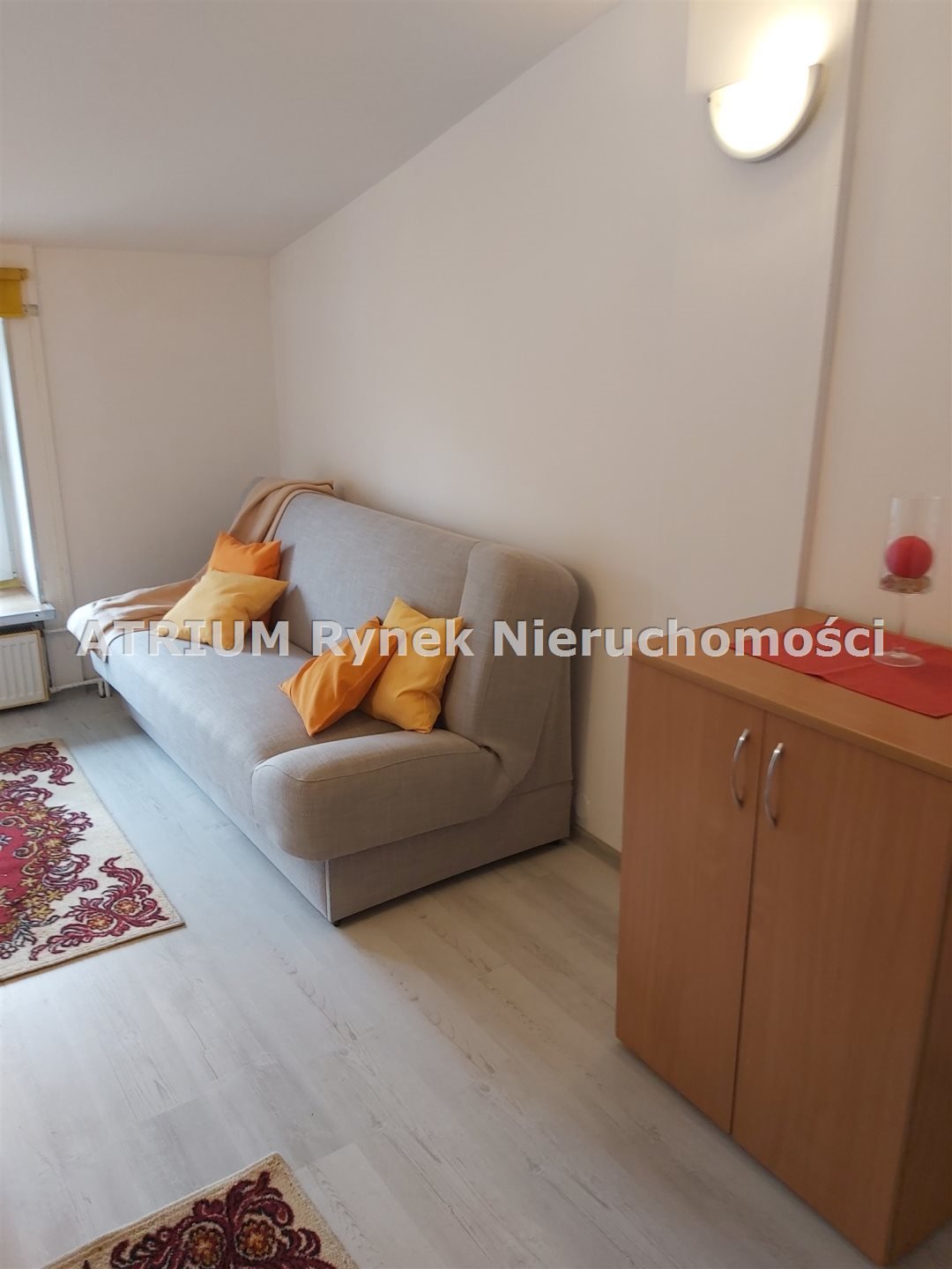 Umeblowany pokój 15 m2 w domu z dostępem do kuchni i łazienki Piotrków Trybunalski, Centrum  15m2 Foto 1