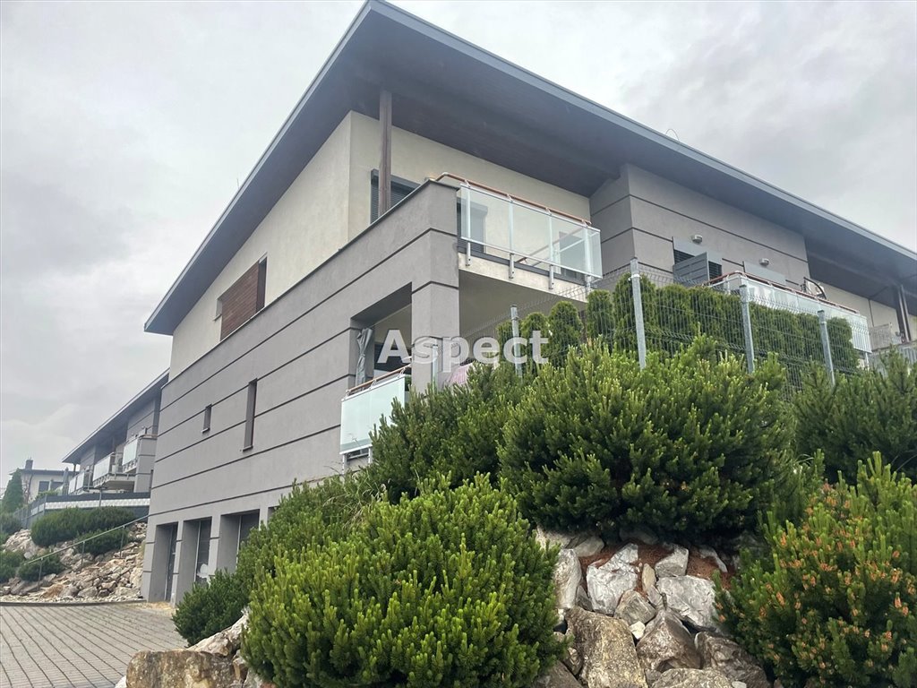 Mieszkanie trzypokojowe na sprzedaż Rybnik  65m2 Foto 1