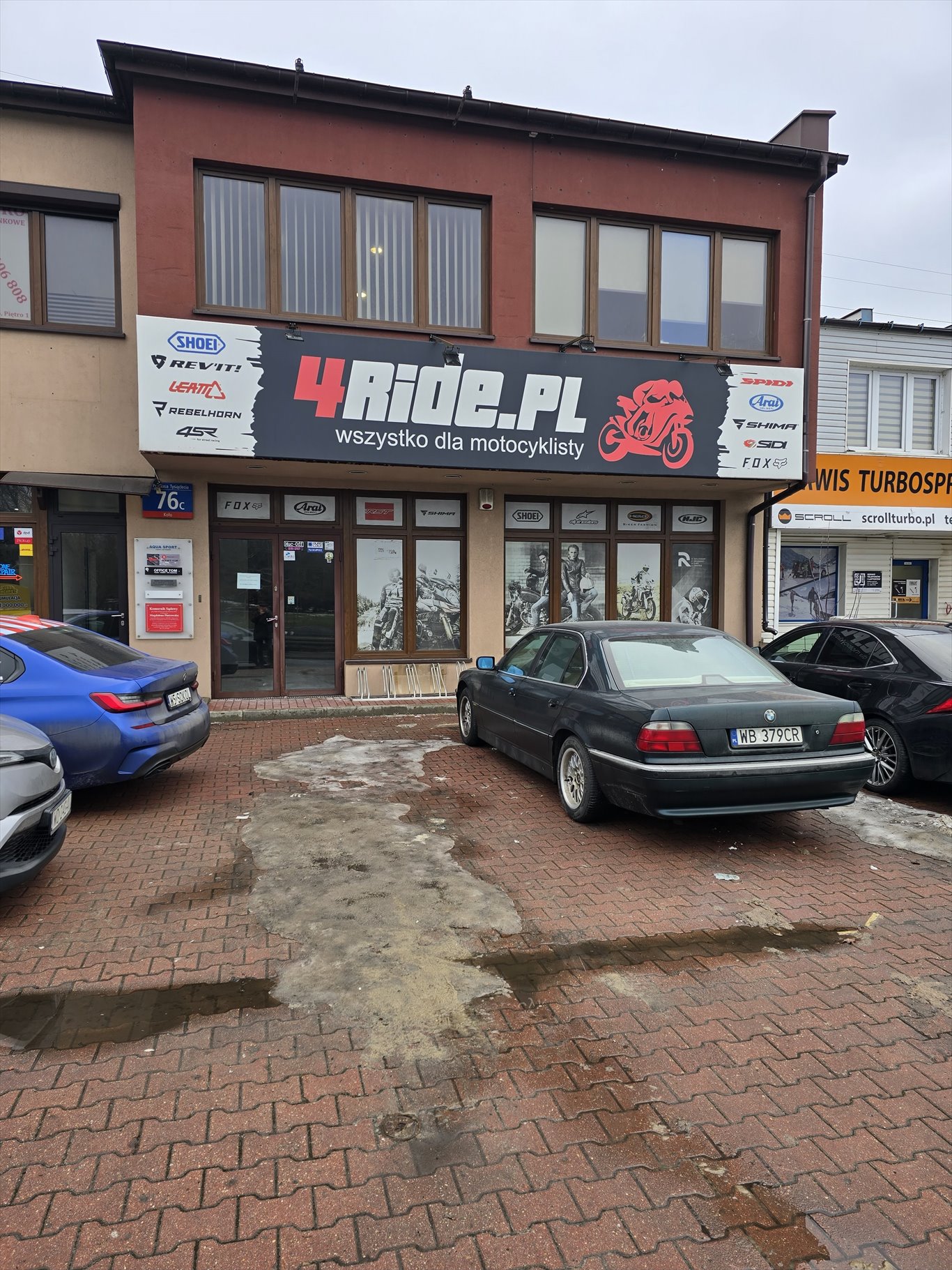 Nowoczesny lokal handlowy 160 m² z klimatyzacją i parkingiem Warszawa, Wola, Aleja Prymasa Tysiąclecia 76C  160m2 Foto 1