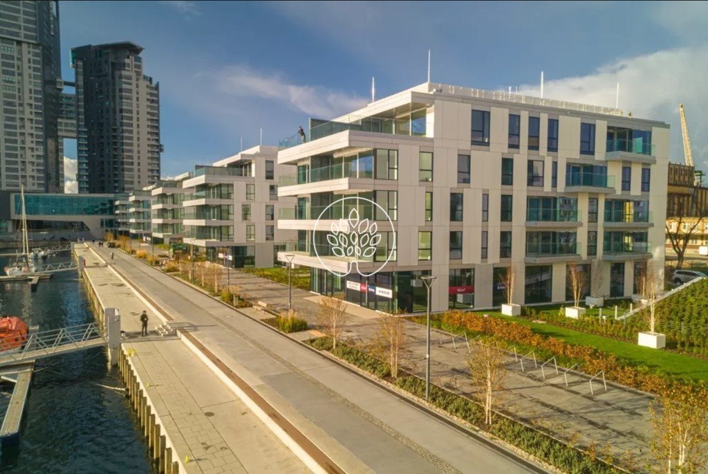 Lokal usługowy 293 m2 w prestiżowym Yacht Park z widokiem Gdynia, Arkadiusza Rybickiego  293m2 Foto 1