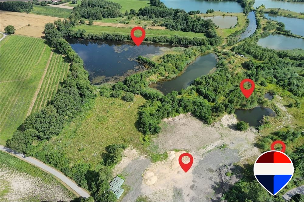 Działka inwestycyjna 57 527 m² z funkcją produkcyjno-usługową Strumień, Rynek 0  57 527m2 Foto 1