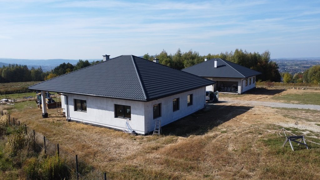 Nowoczesny dom 125 m² z garażem i tarasem - funkcjonalny i elegancki Siedliska  166m2 Foto 1