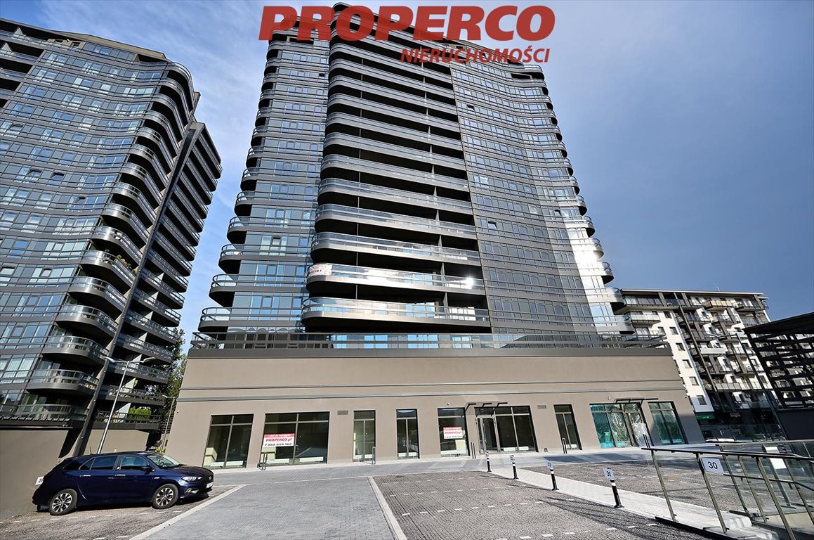 Na sprzedaż atrakcyjny lokal 83,58 m² w Plaza Tower II Kielce, Szydłówek, Zagnańska  84m2 Foto 1