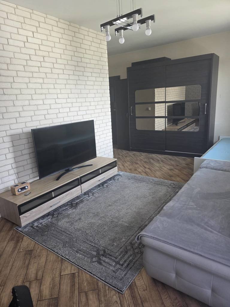 Wynajem 35m2 w Wieliszewie z windą i miejscem parkingowym Wieliszew, Królewska  35m2 Foto 1