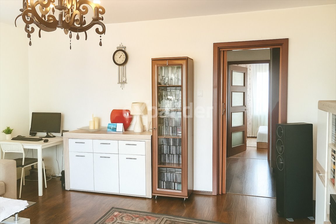 Mieszkanie trzypokojowe na sprzedaż Częstochowa, Parkitka, Okulickiego  75m2 Foto 1