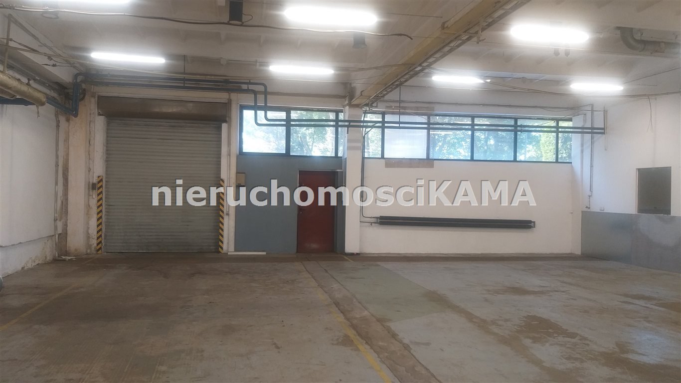 Hala magazynowa 1190 m² z biurami, do adaptacji Bielsko-Biała  1 190m2 Foto 1