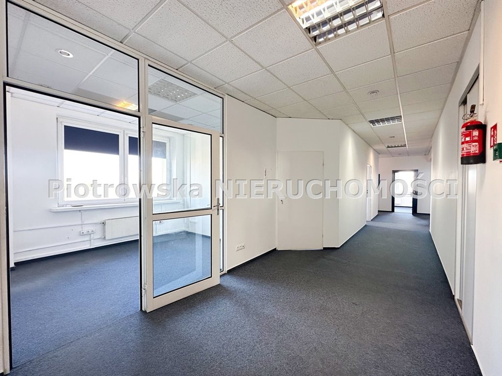 Nowoczesny lokal biurowy 306 m² przy drodze krajowej - komfortowe pomieszczenia Sieradz  306m2 Foto 1