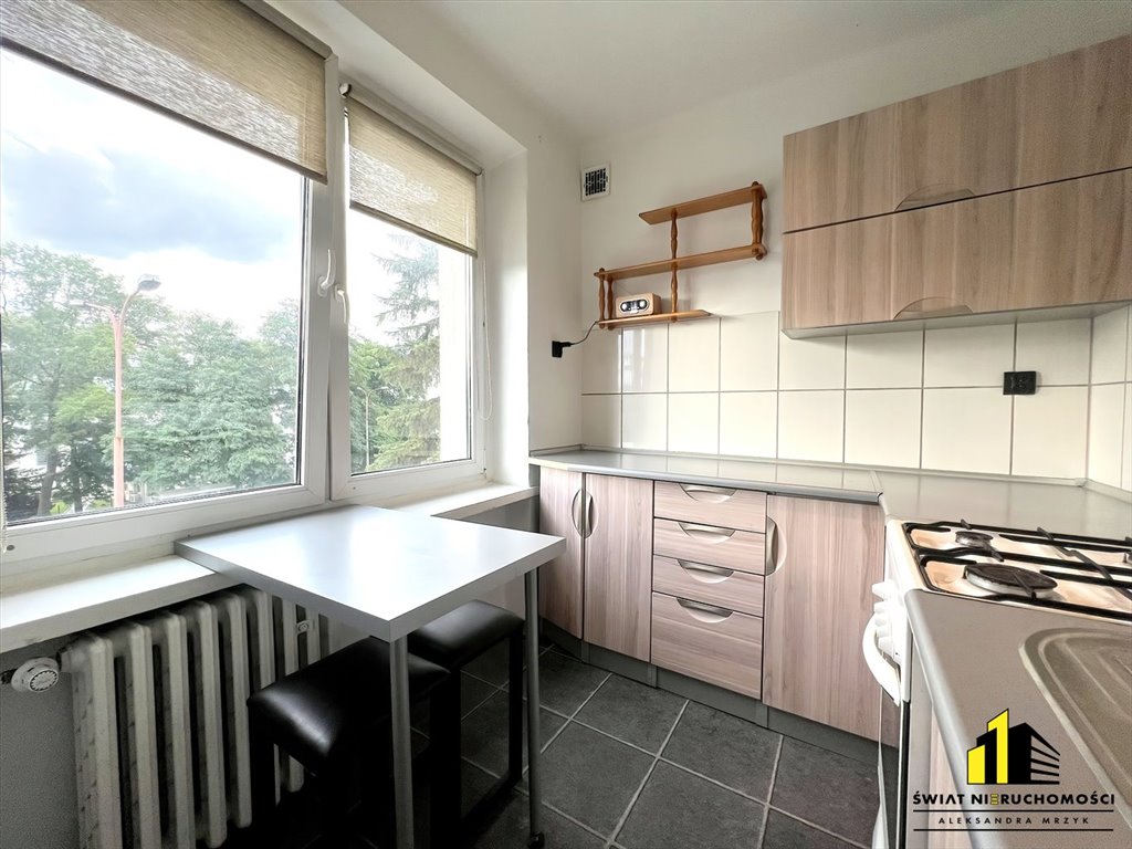 Kawalerka na wynajem Bielsko-Biała, Centrum  32m2 Foto 1