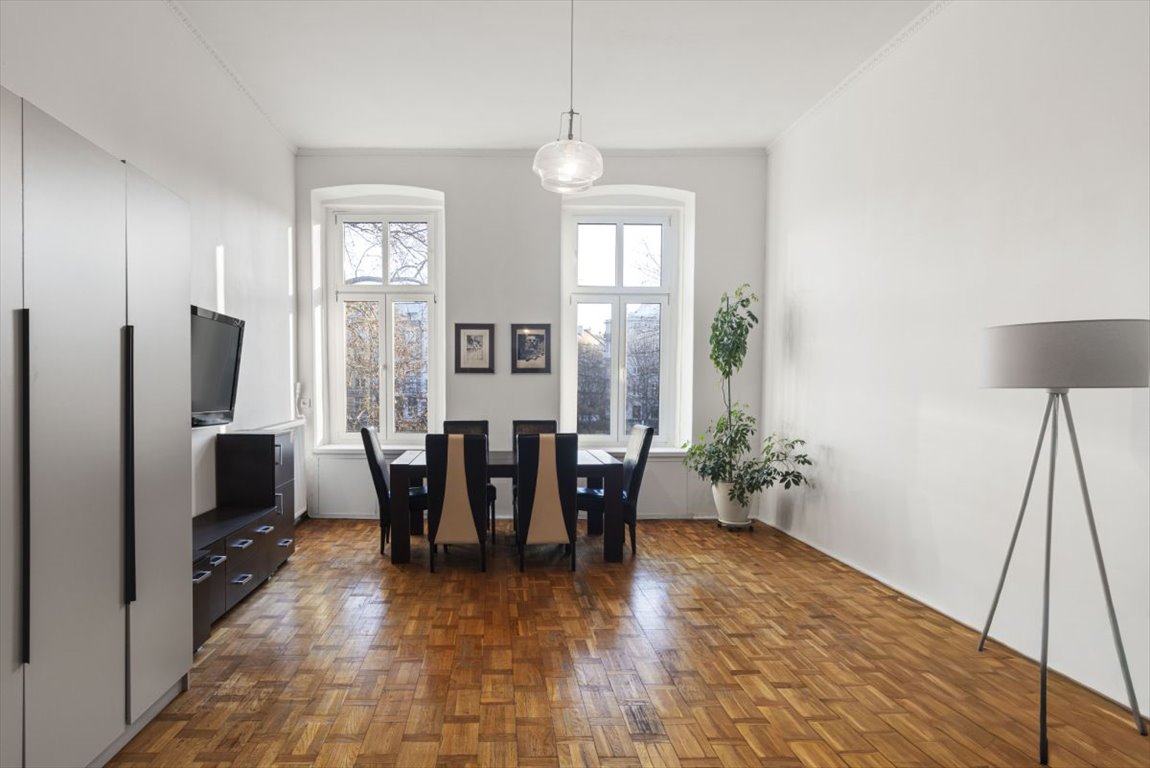 Przestronne 75 m² z widokiem na fosę i wysokim sufitem Wrocław, Stare Miasto, Podwale  75m2 Foto 1