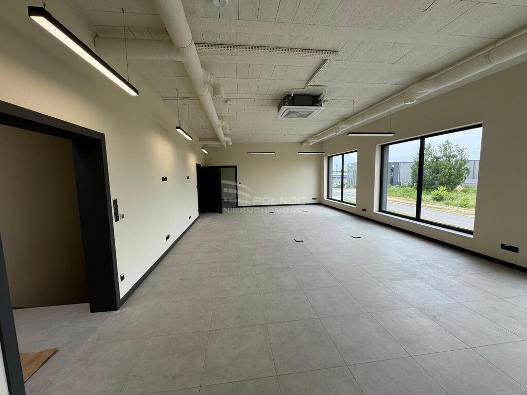 Lokal użytkowy na sprzedaż Kornica  600m2 Foto 9