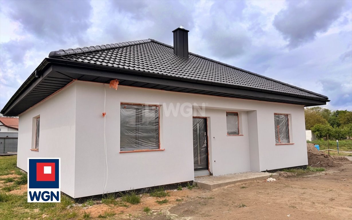 Nowoczesny dom 105 m2 z ogrzewaniem podłogowym i tarasem Wierzbno, Wierzbno  105m2 Foto 1