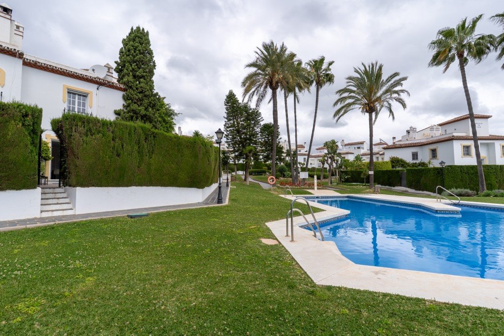 Dom z panoramicznym widokiem na La Concha i basenem Hiszpania, Bel-Air, Bel-Air  Foto 1