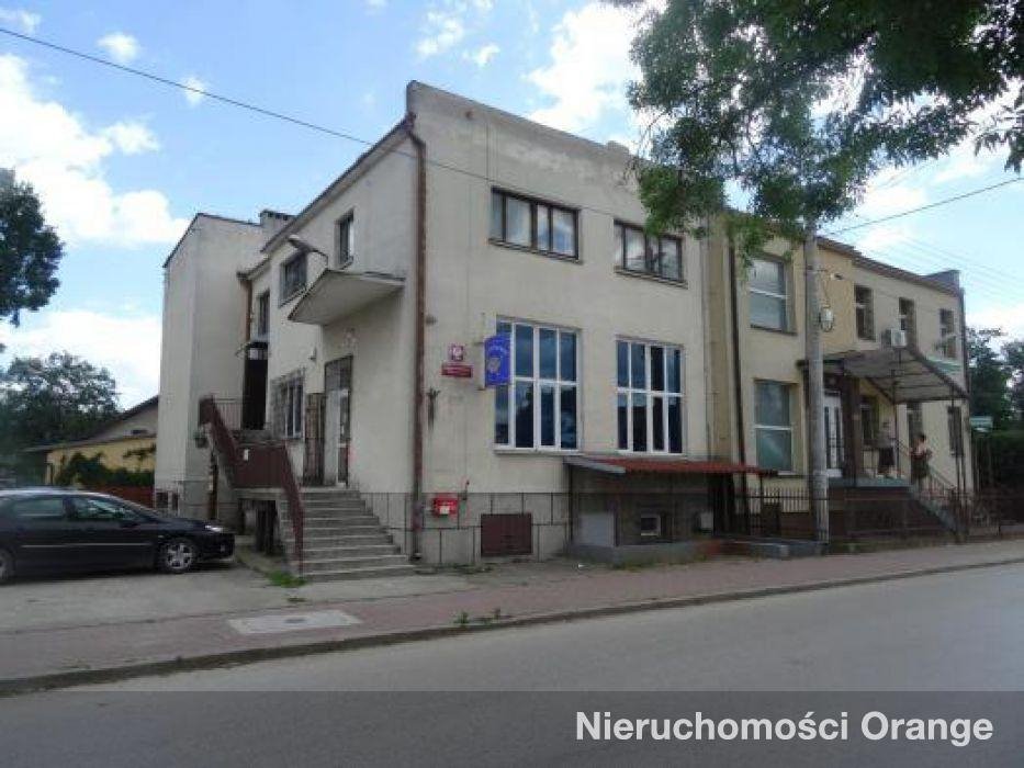 Na sprzedaż przestronny lokal usługowy 206 m² w centrum Borowej Borowa, Borowa, Borowa 266  206m2 Foto 1